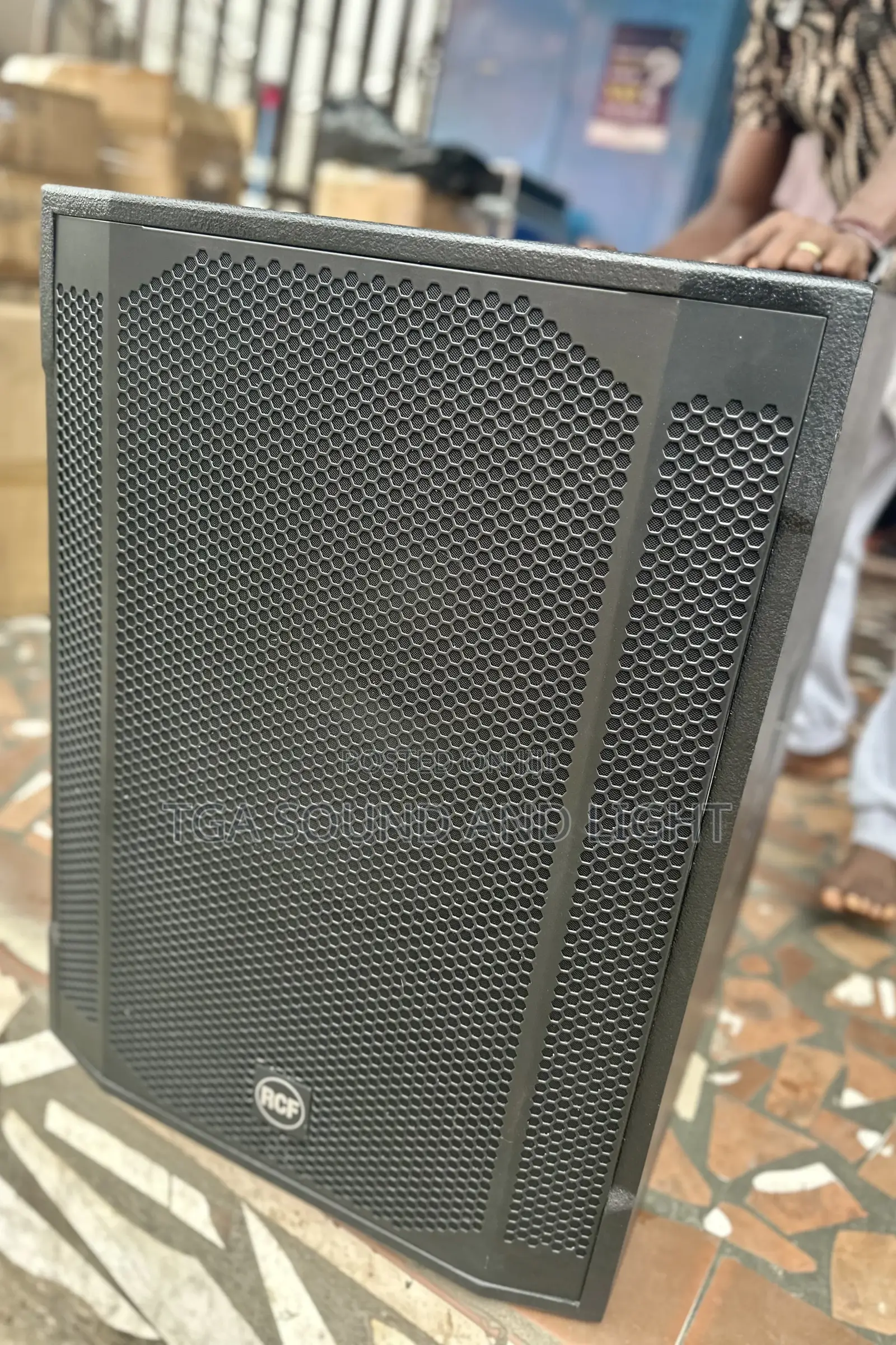 RCF TT-18 Active Bass Speaker - Pair