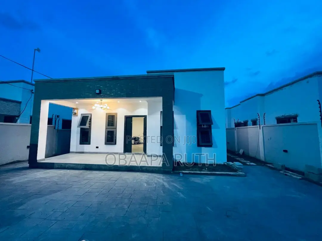 3bdrm House in Lakeside for sale