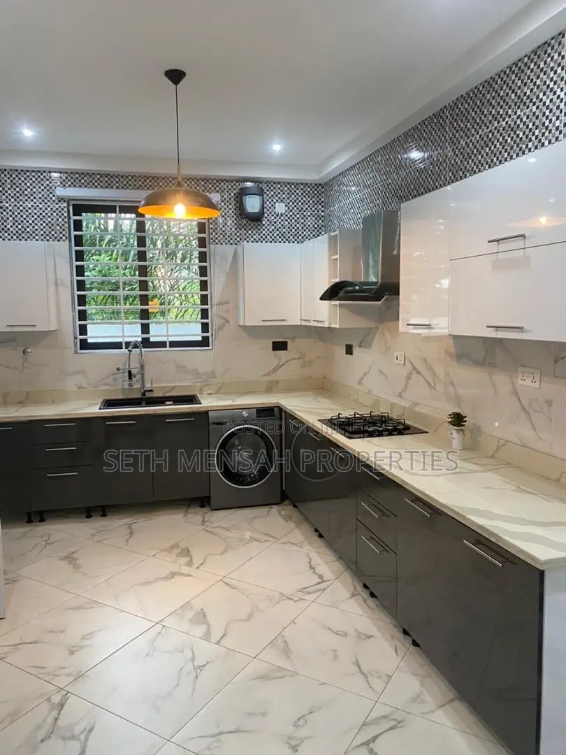 Furnished 4bdrm House in Skm, East Legon for rent