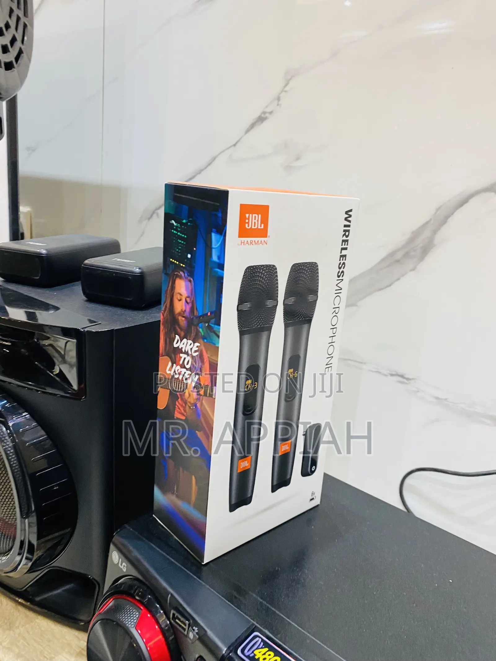 Wireless JBL Electric Microphone System(Black).