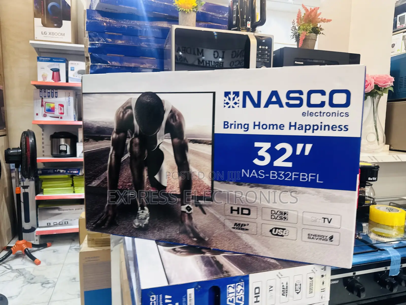 High Quality Sleek Nasco FHD Satellite 32”Tv.