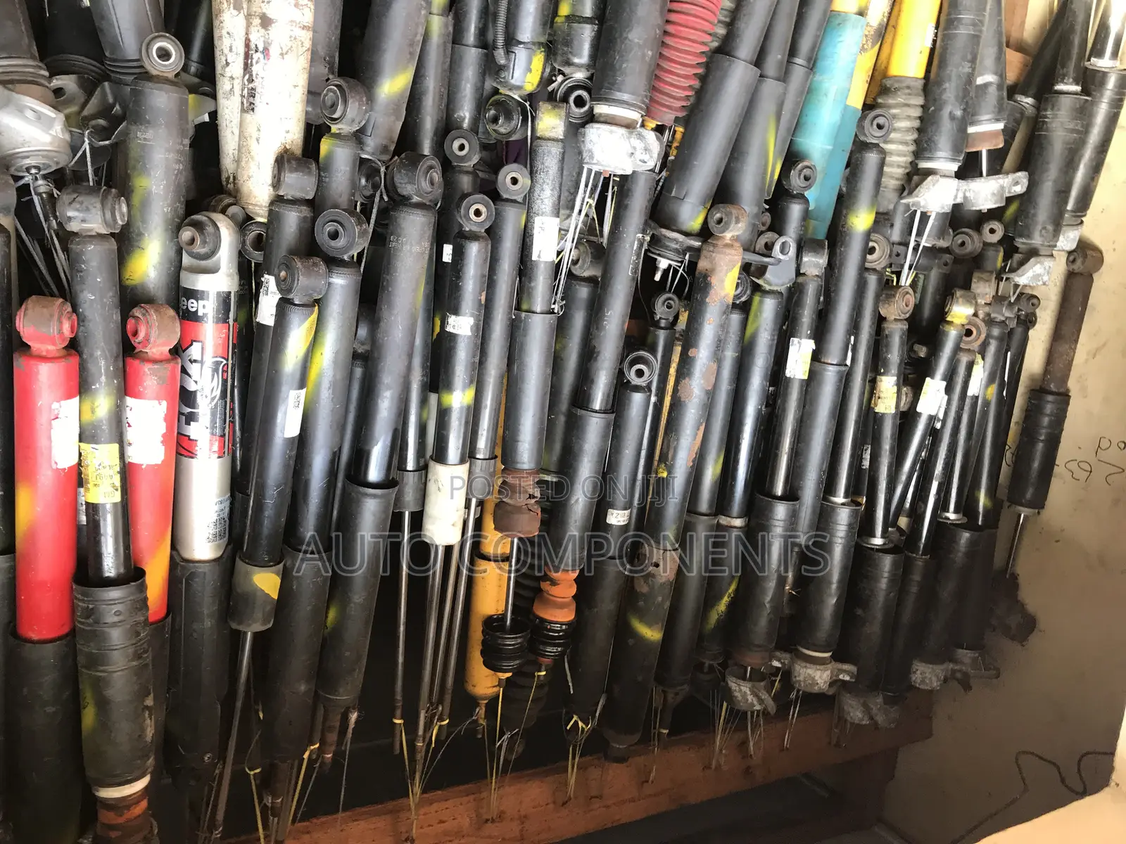 Back Shocks for All Cars (Automobiles) Available - Home Used