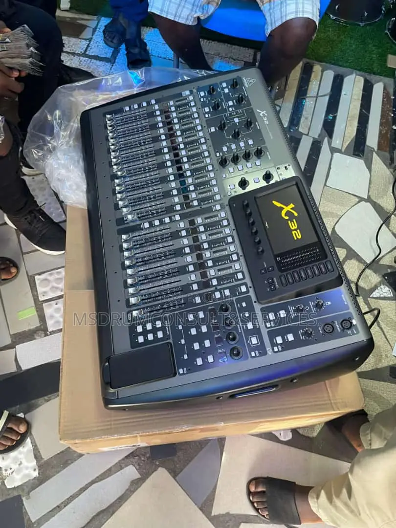 Bheringer X32 Mixer