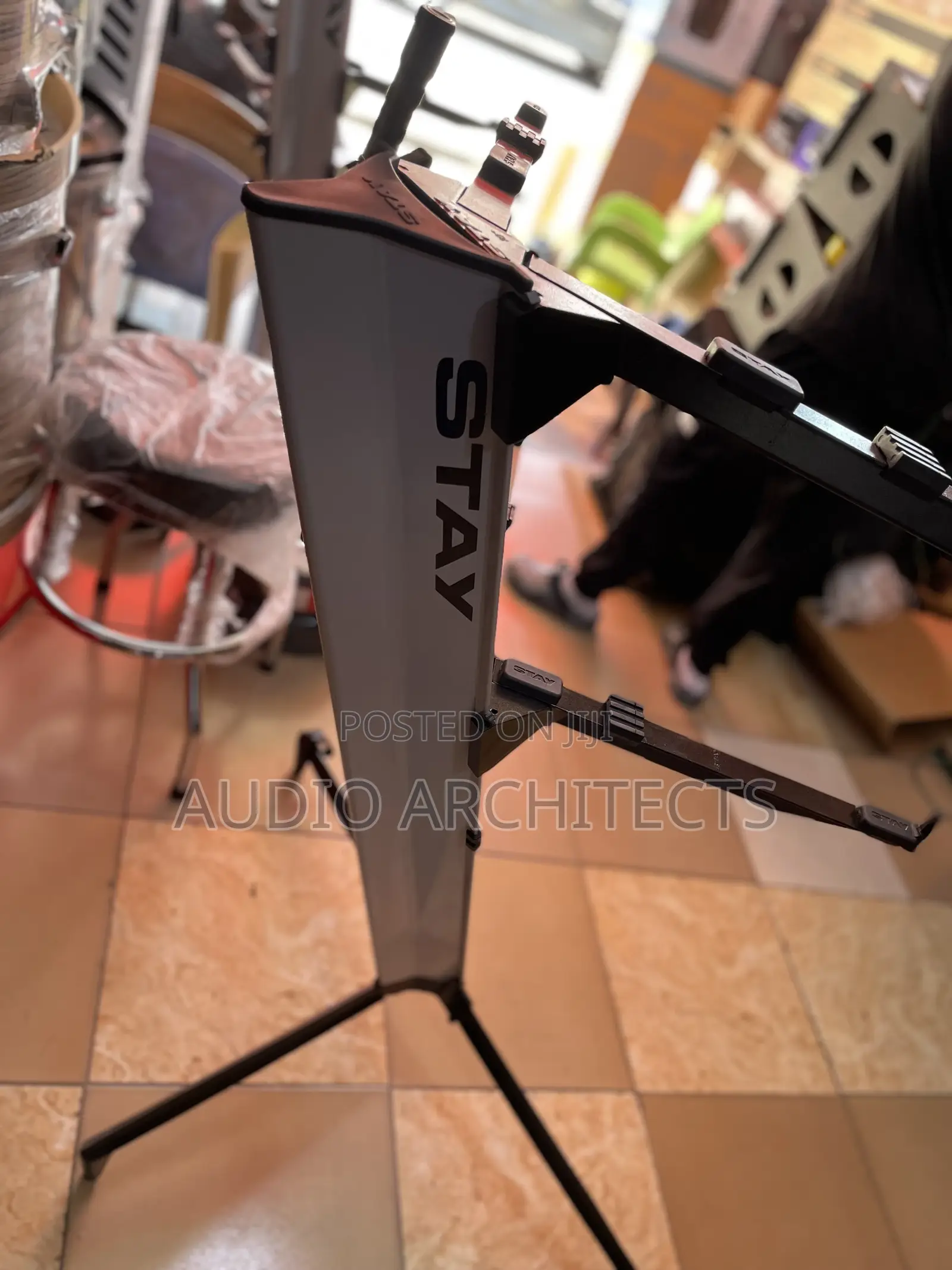 Stay Keyboard Stand