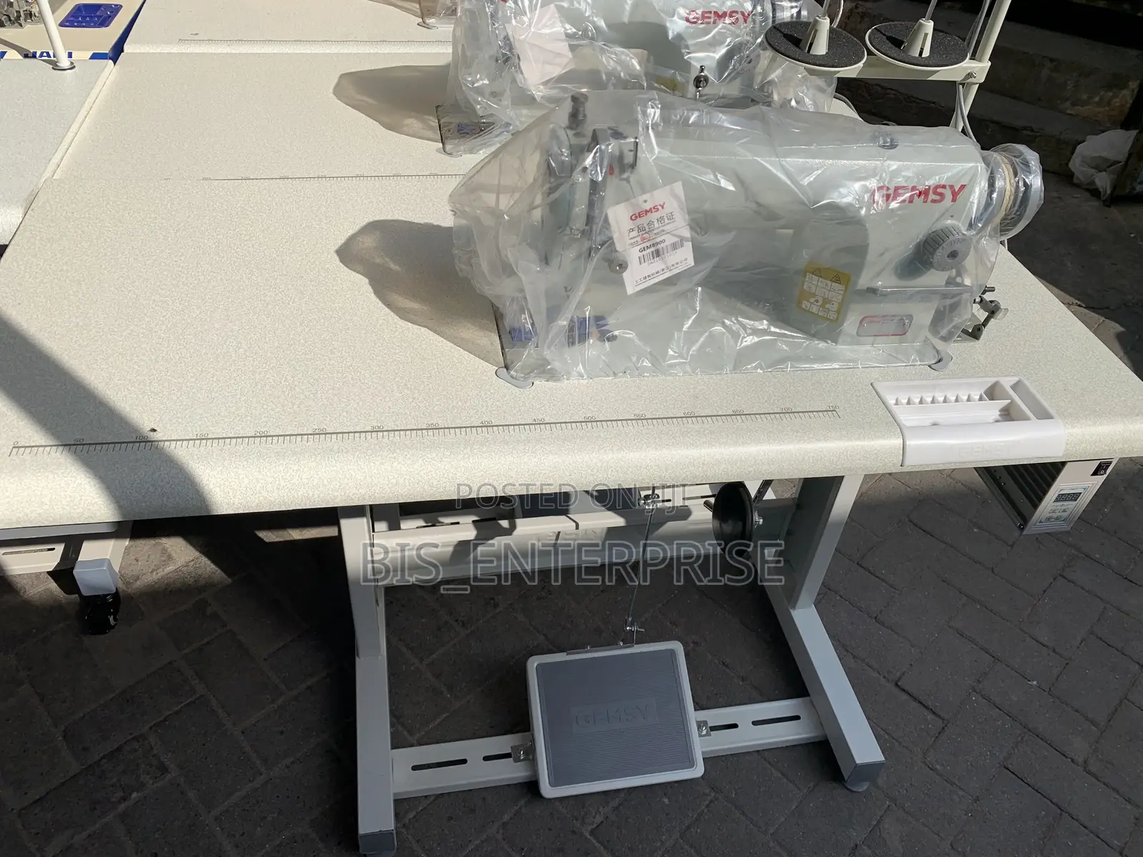 Gemsy Industrial Sewing Machine