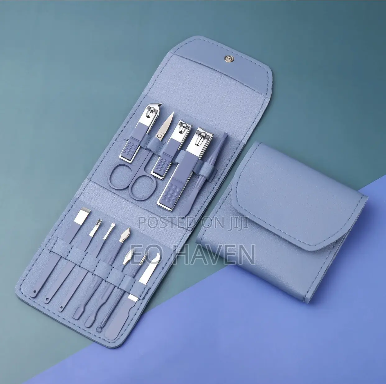 Manicure Tool Set With Leather Case (12pcs)