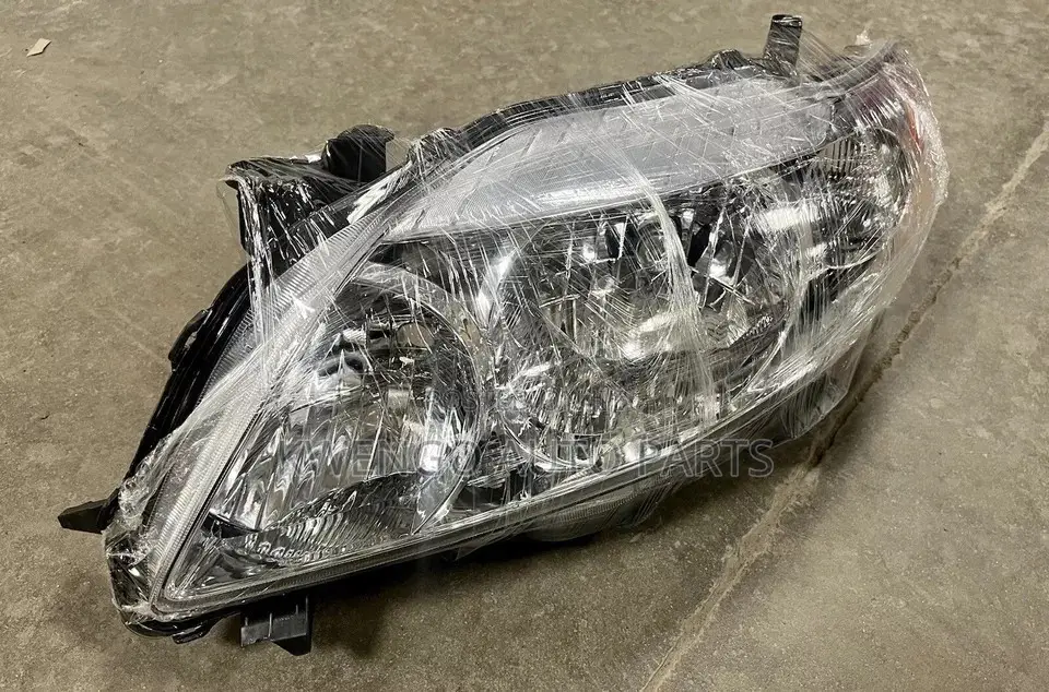 Toyota Corolla 2008 2009 Headlight Pair
