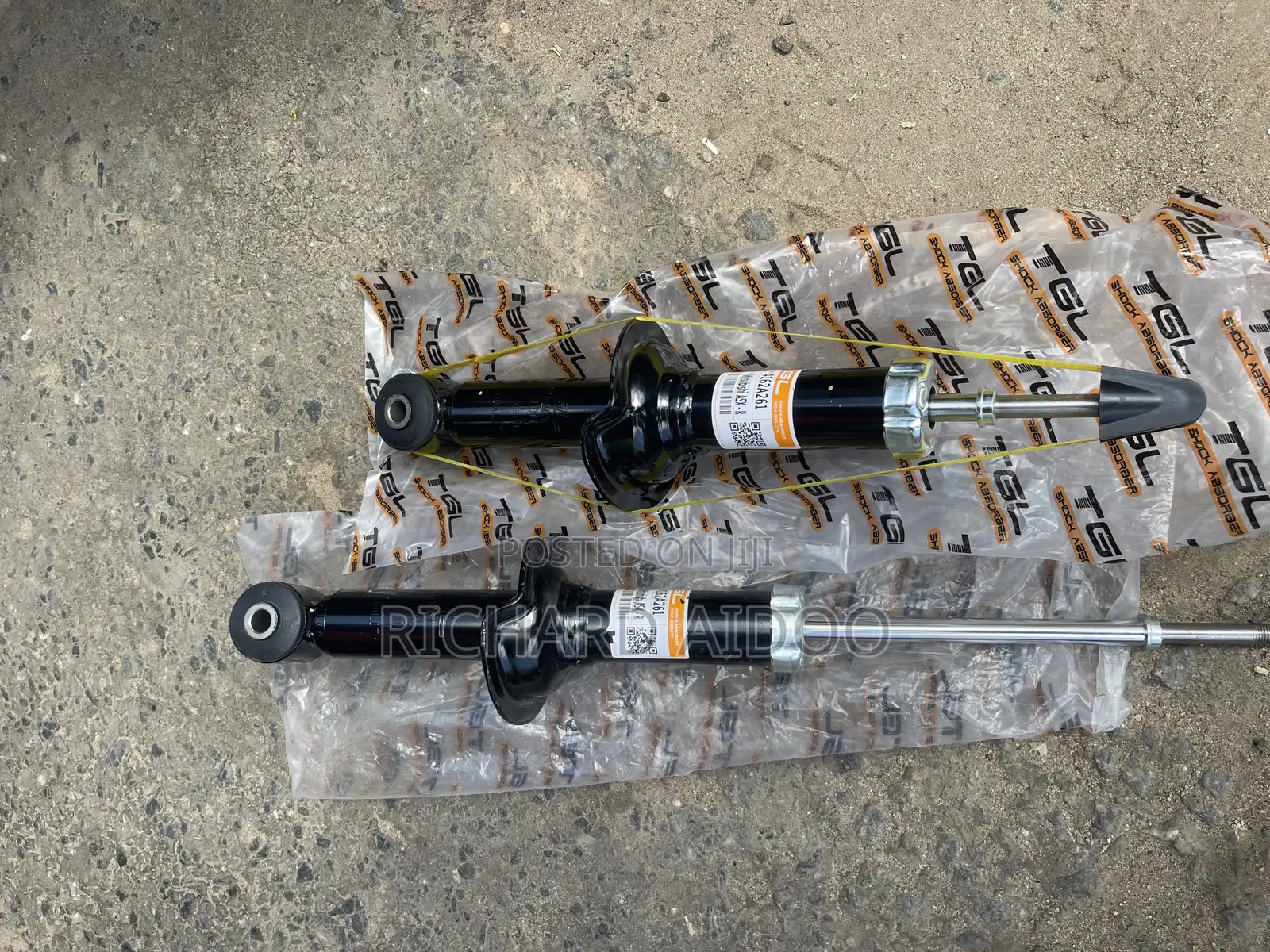 Mitsubishi Outlander 2012/2014 Back Shocks Available
