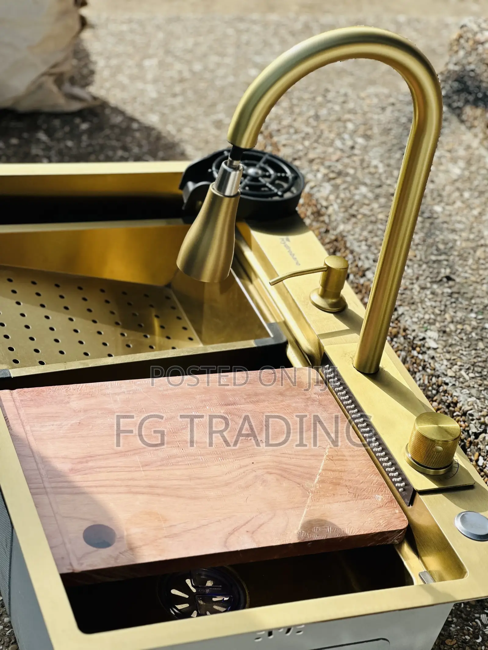 Gold Sink_luxury Waterfall Sink _ Smart Kitchen Sink