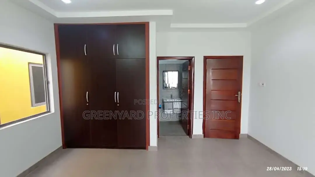 4bdrm House in Oyarifa for sale