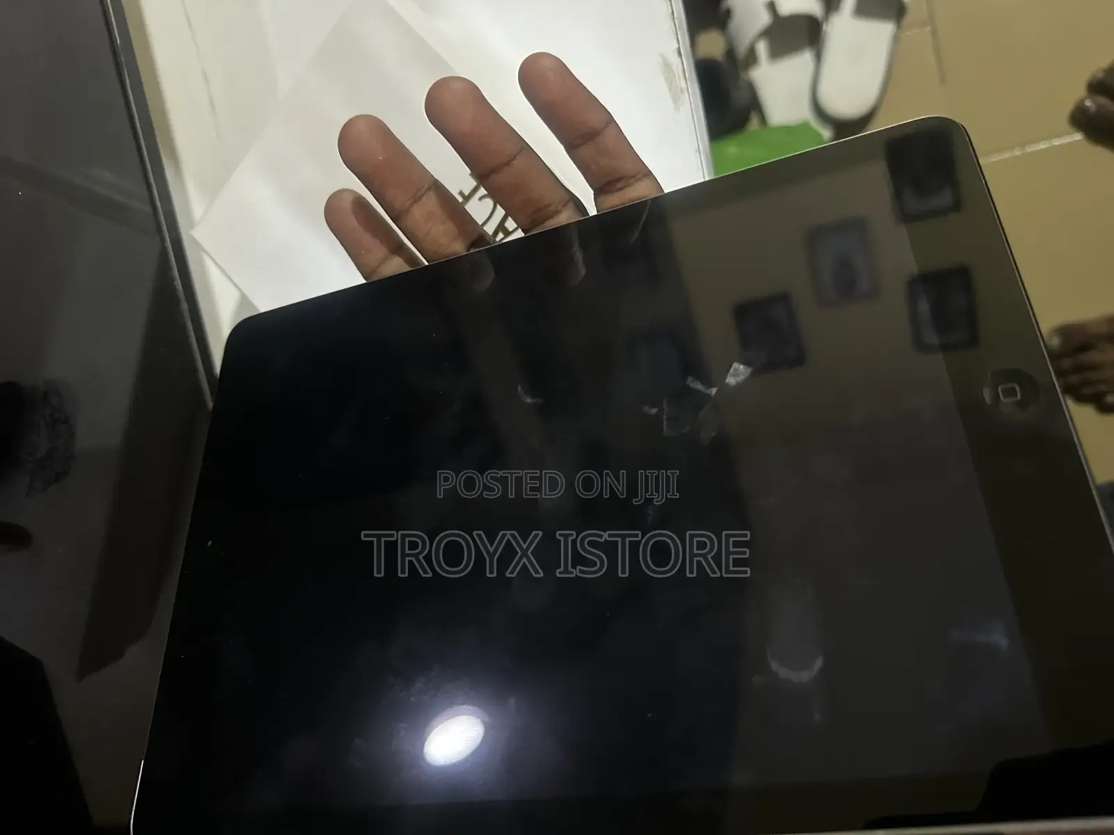 Apple iPad Air 16 GB Gray