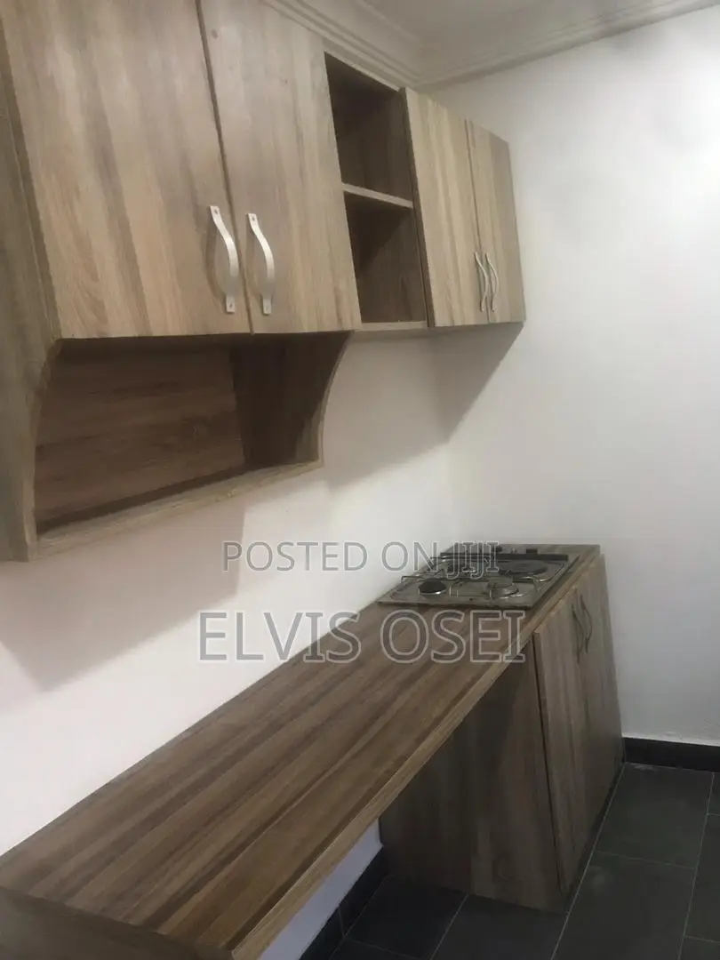 3bdrm House in Top Base Gbawe, Accra Metropolitan for sale