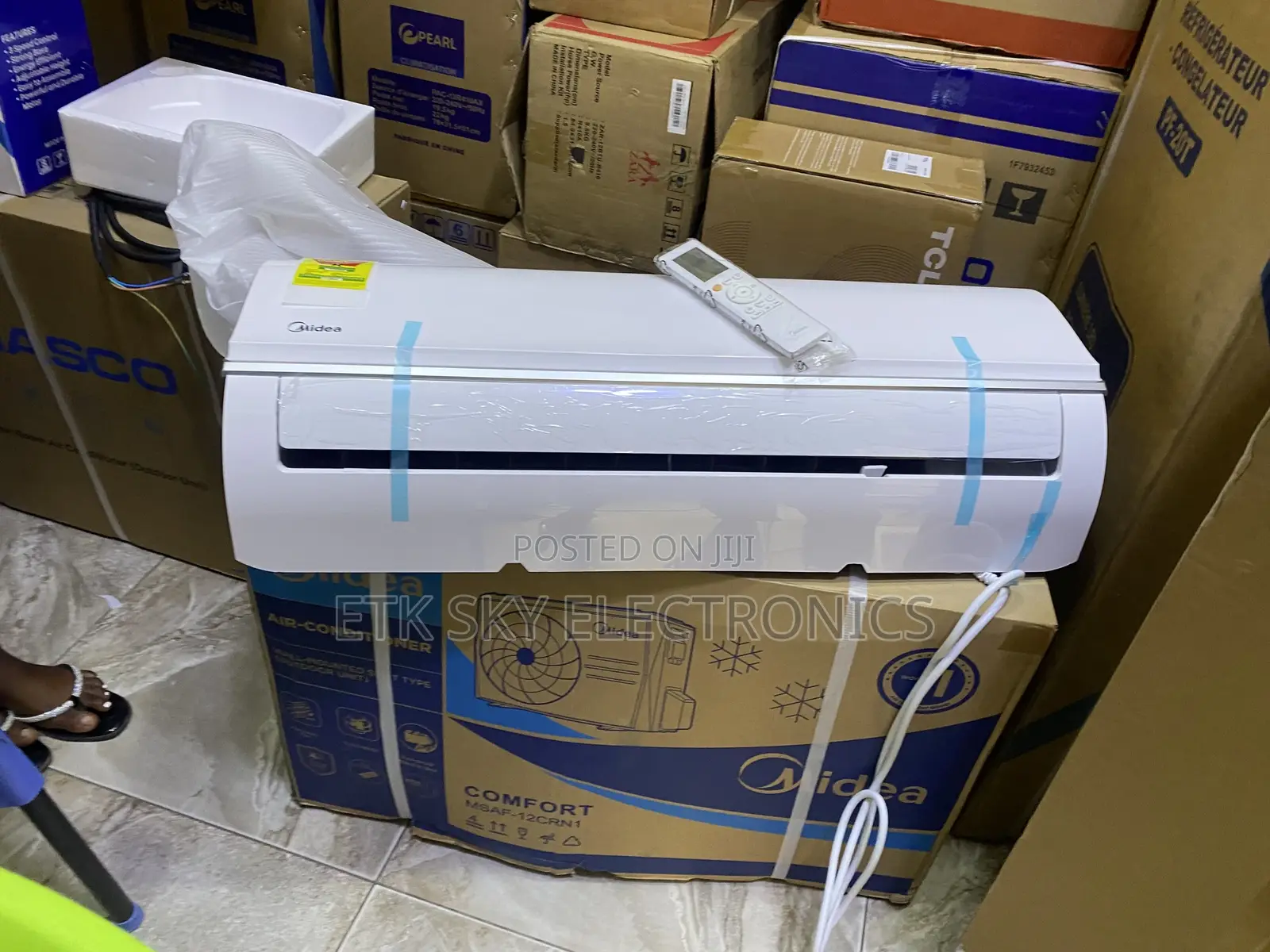 Beckoning Midea 1.5hp Split Ac R410 Gas