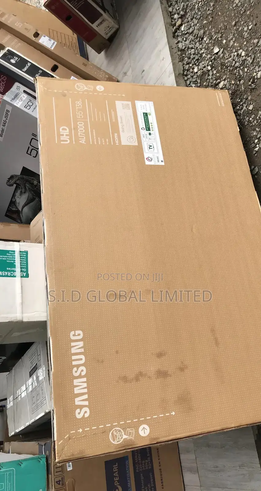Available 50" Class Crystal UHD CU7000