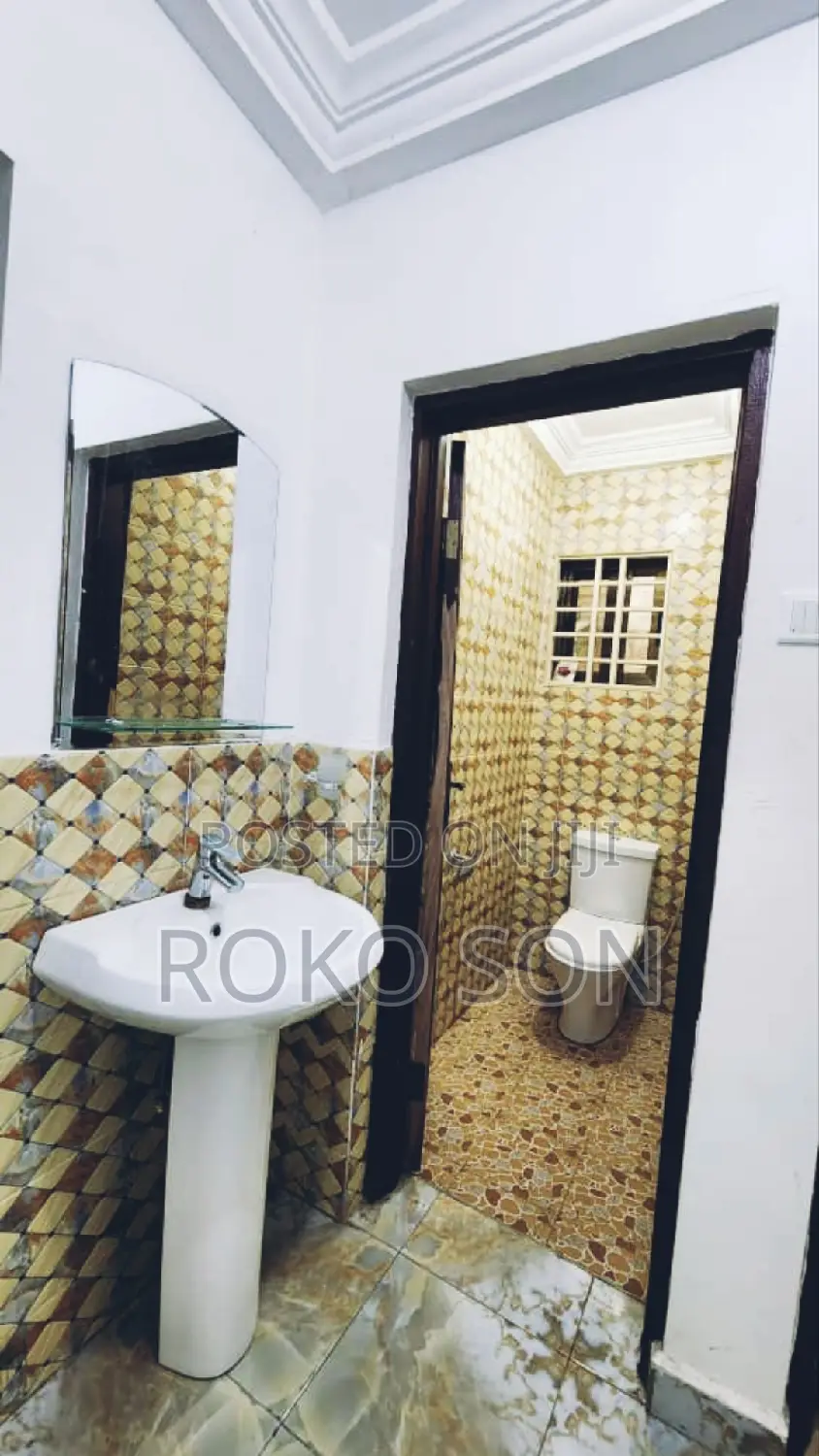 2bdrm Apartment in Dr Roko, Dworwulu for rent