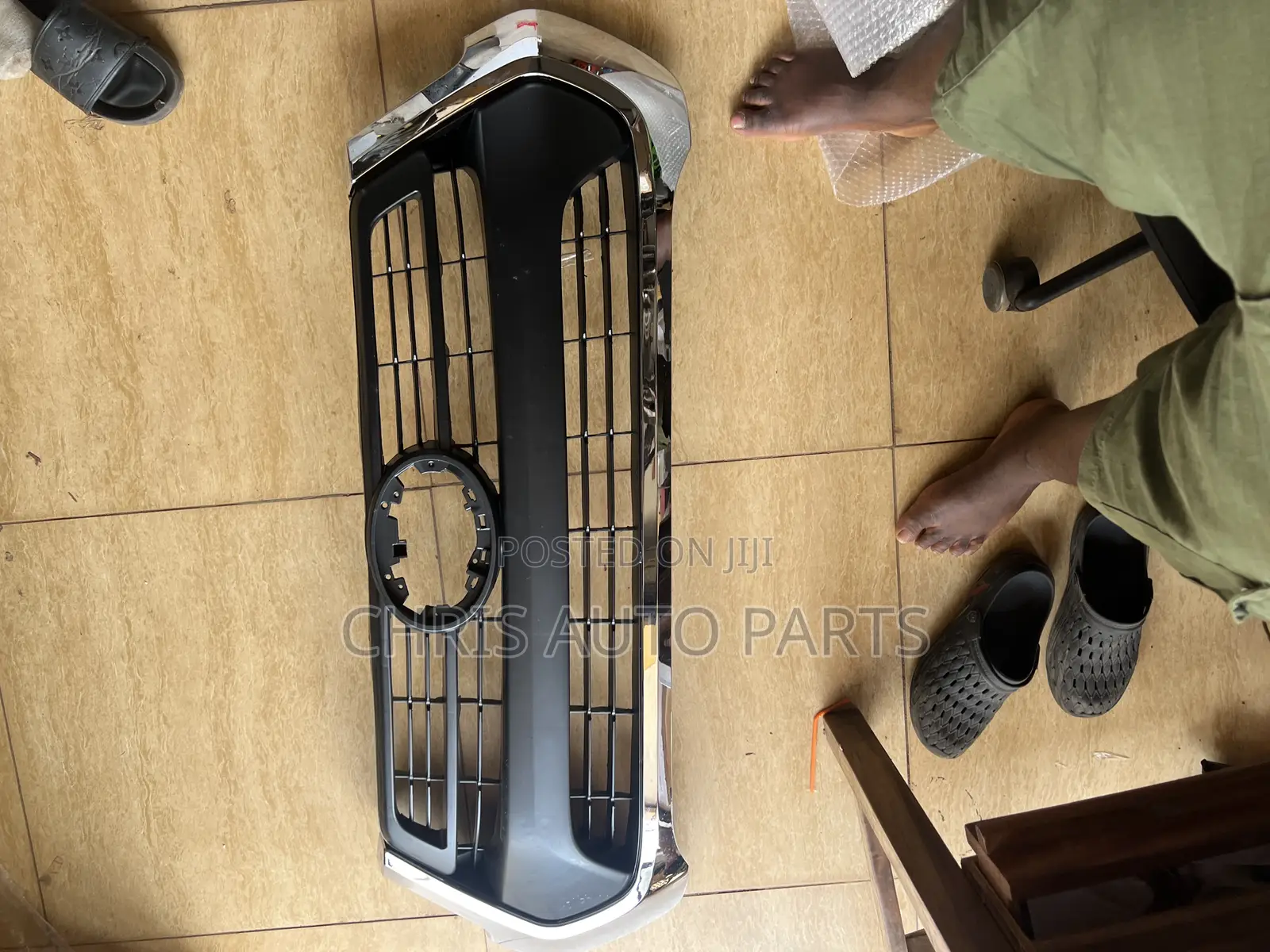 Toyota Hilux 20 Front Shells,Bumper,Headlights N All Parts