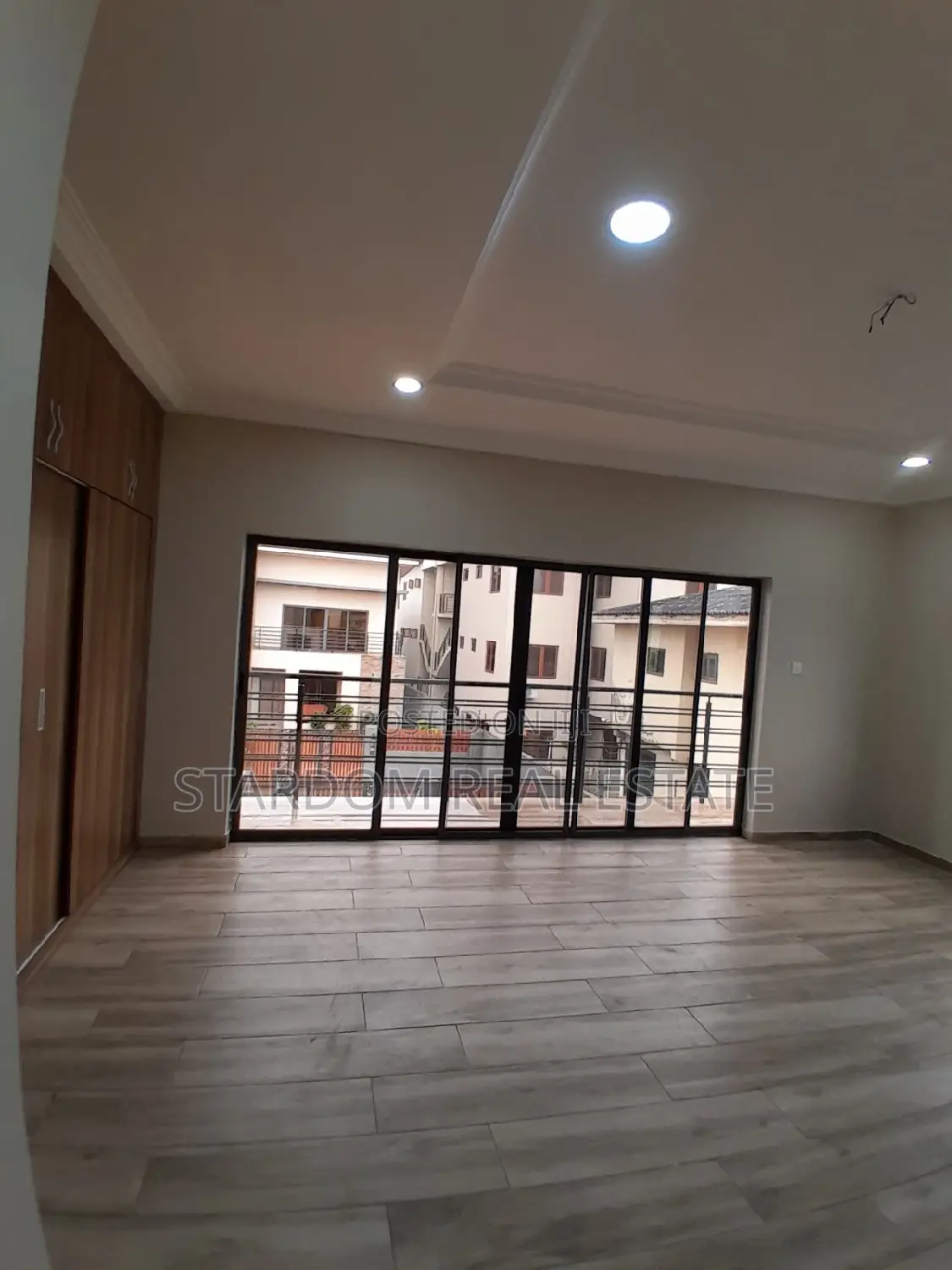 3bdrm Duplex in Adjiriganor for rent