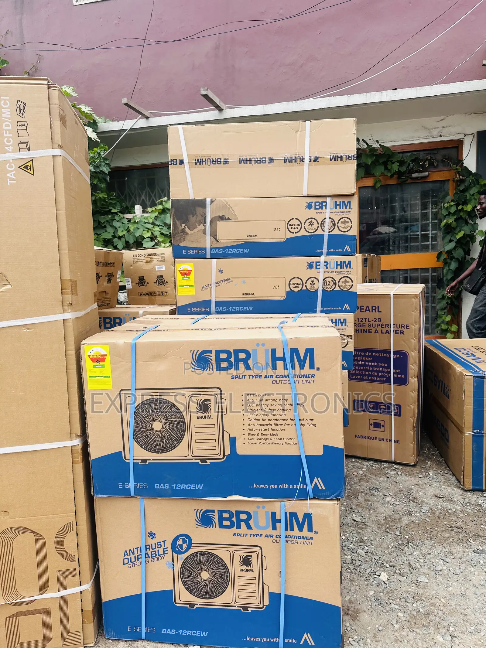 Better Airflow Split R410 Gas Bruhm 1.5hp Air Conditioner