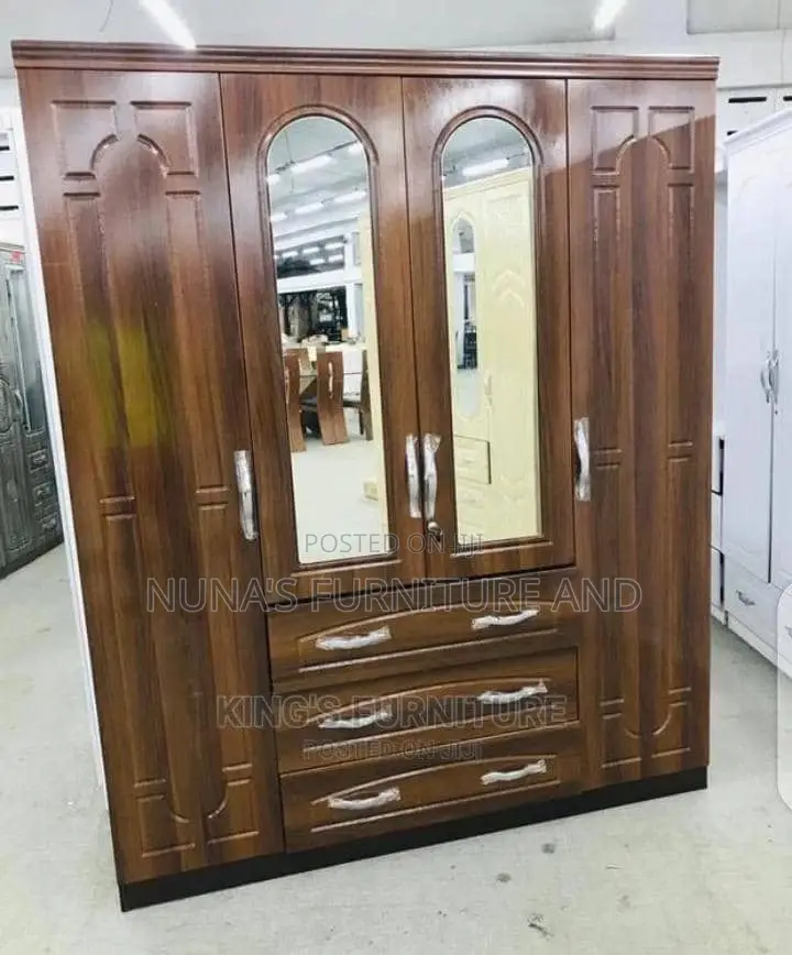 Modern 4–Door Wardrobe With Mirrors & Drawers