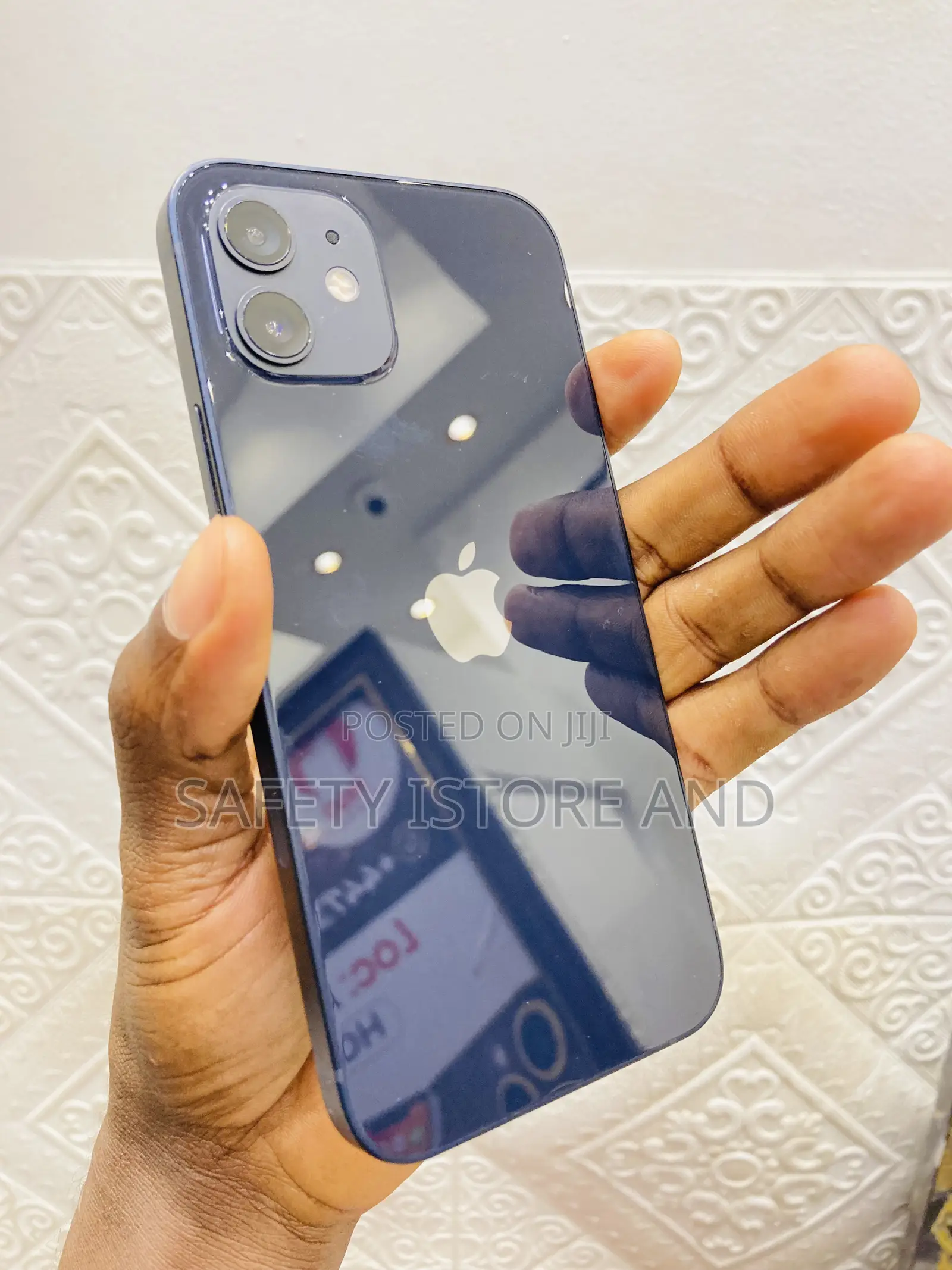 Apple iPhone 12 64 GB Black