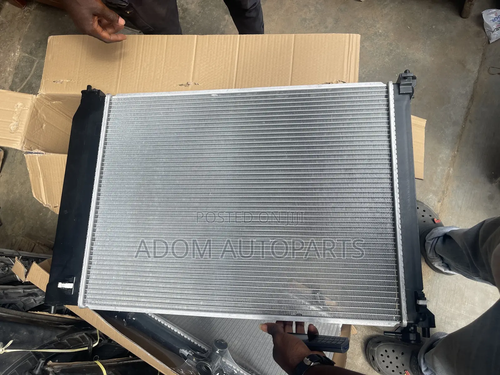 Hyundai Sonata Radiator Water Tank 2011 2012 2013 2014