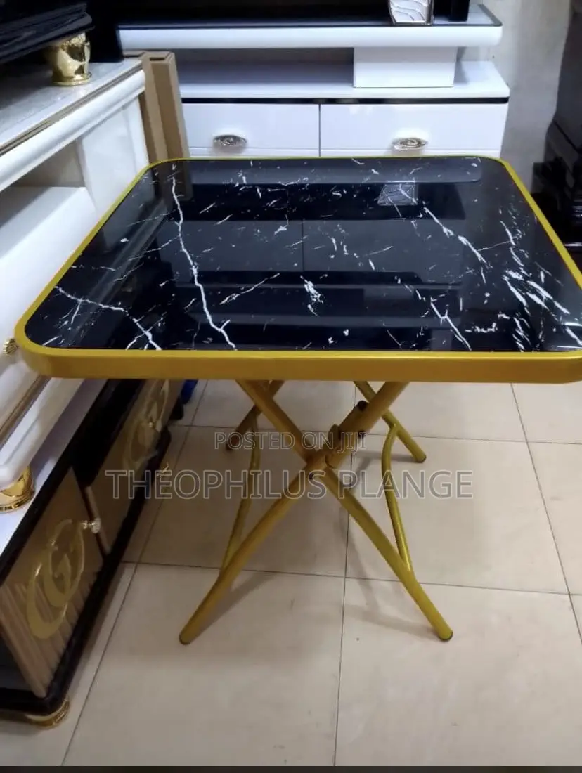 Foldable Glass Table (80 By 80)