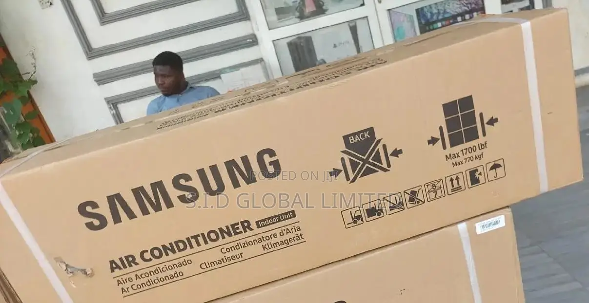 Awesome SAMSUNG-2.5HP-R410-SPLIT-AC-AR24TRHGAWK/GA