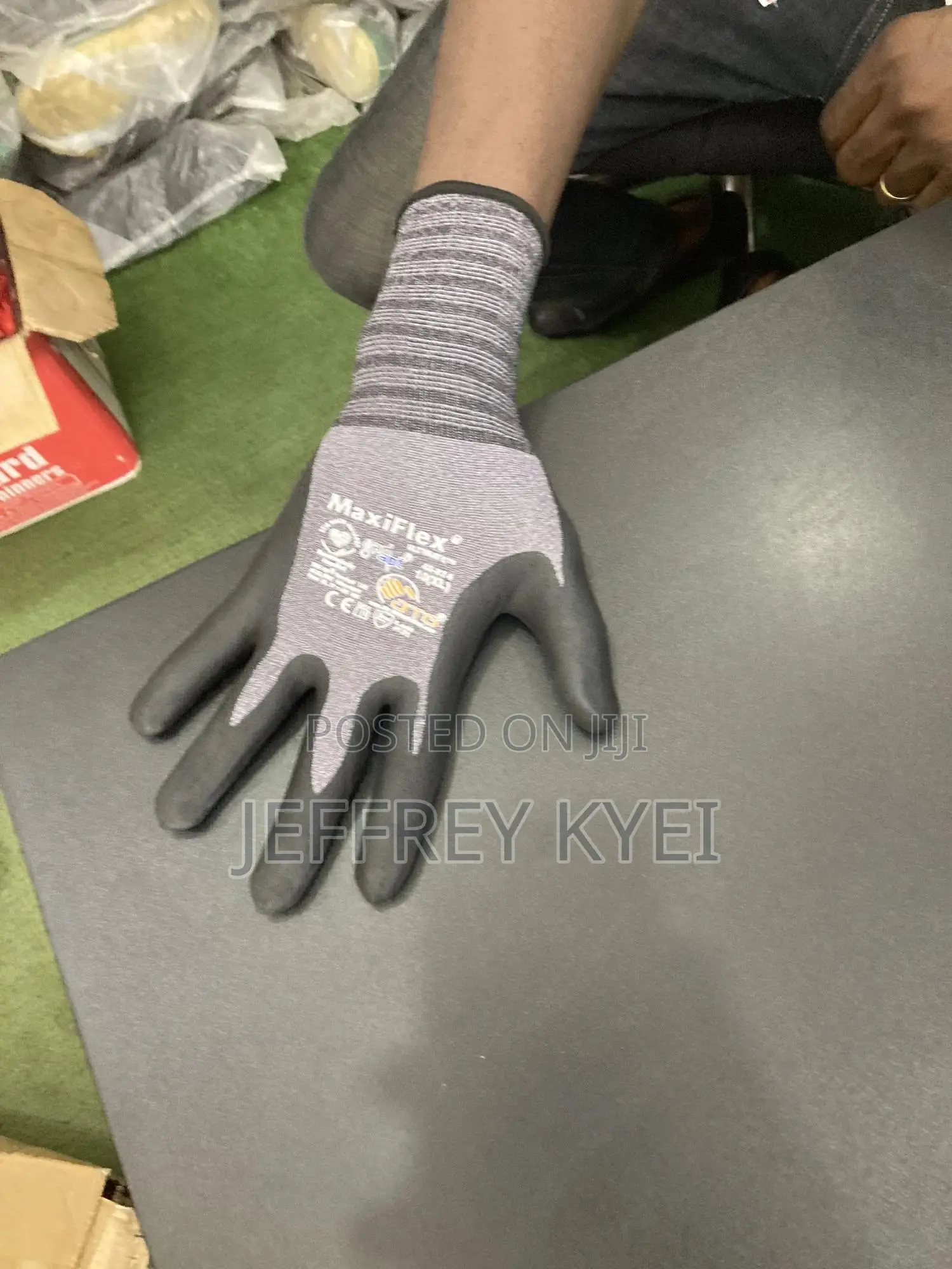 Maxi Flex Hand Gloves ( Anti Cut)