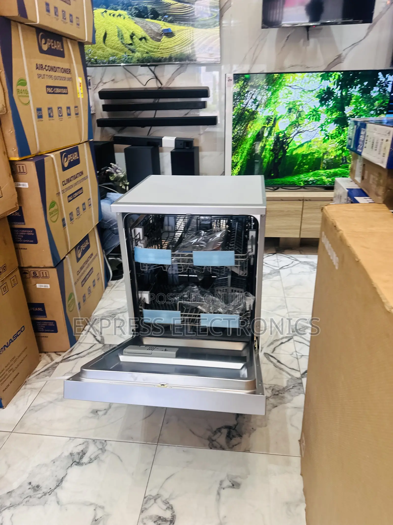 Shop for Midea Dishwasher WQP12-5203—Cleans Faster