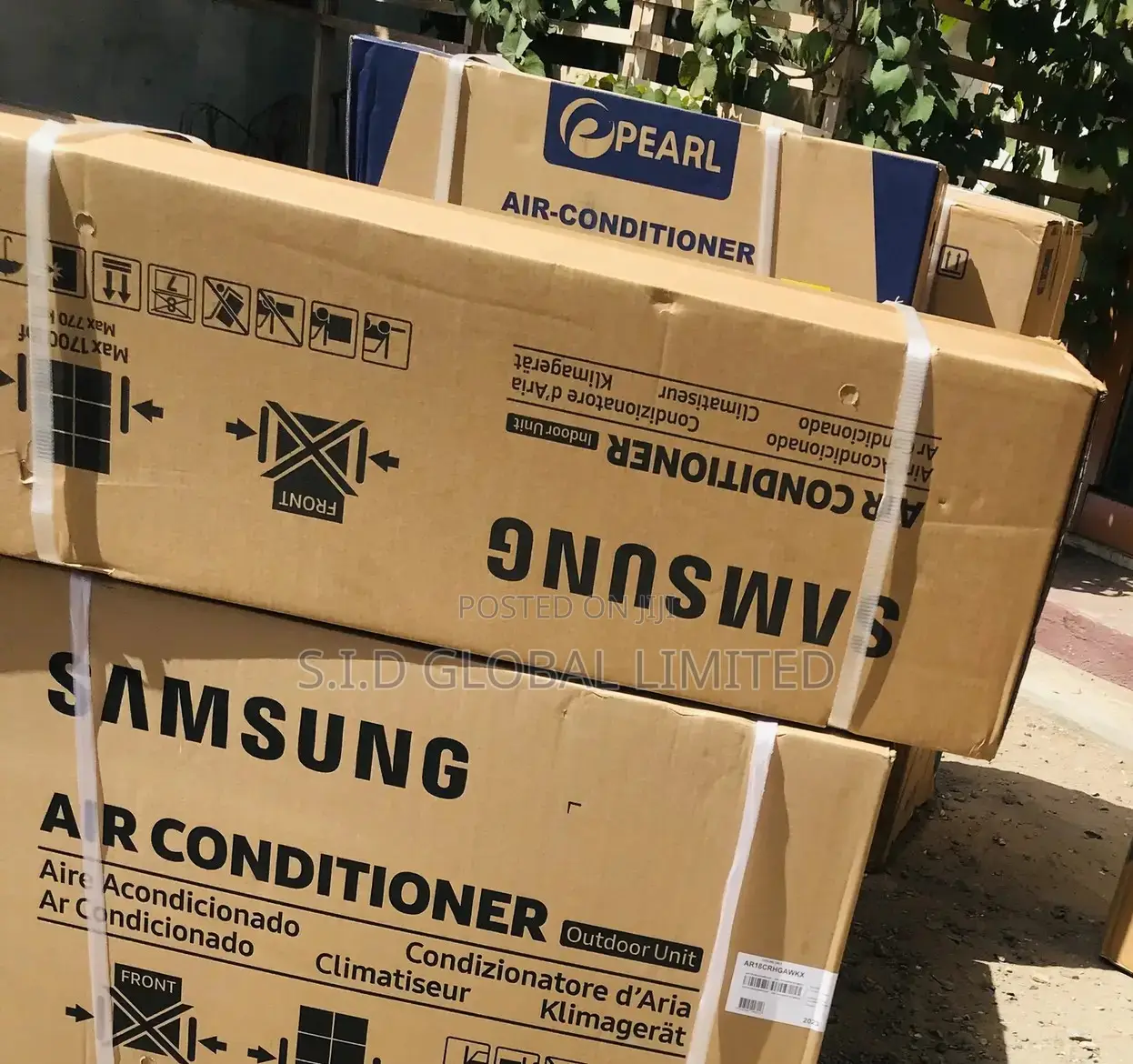 Dazzling SAMSUNG-1.5HP-R410-SPLIT-AC-AR12TRHGAWK/GA