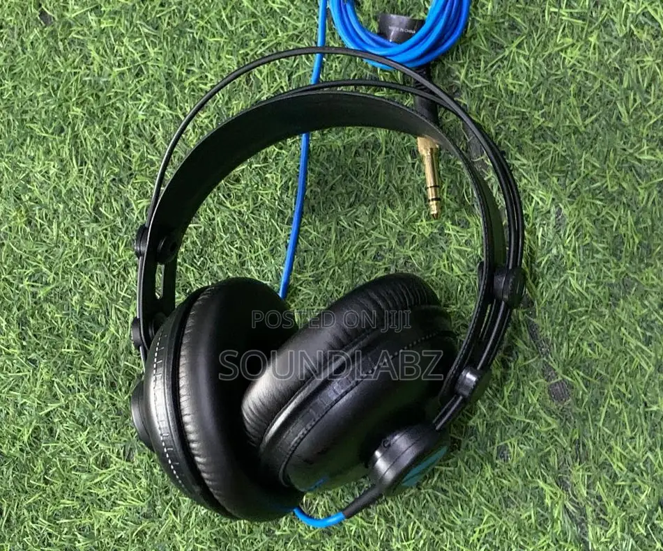 Alesis Over-Ear Closed-Back Studio Reference Headphones(SRP)