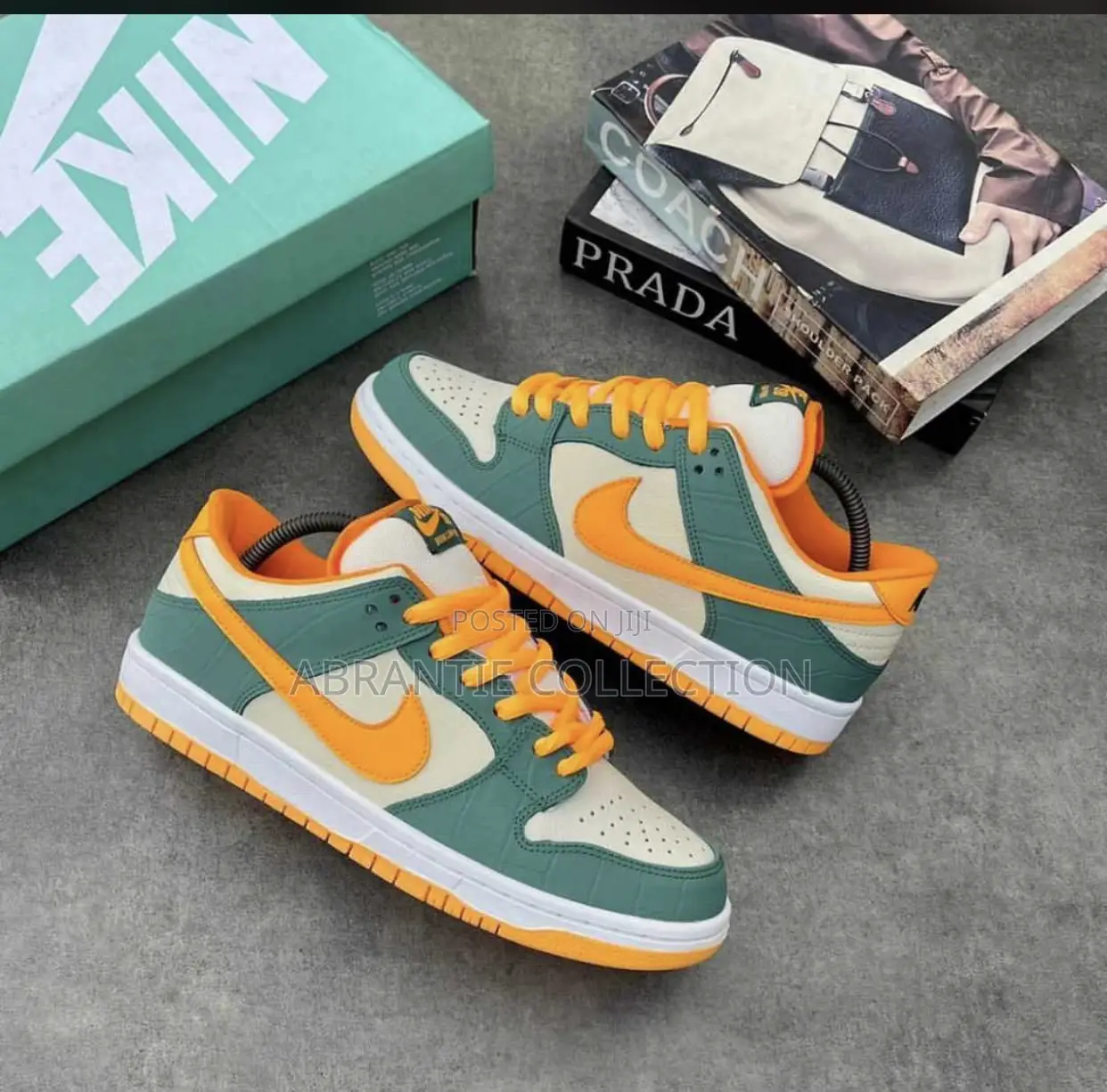 Nike SB Dunks Low Legion Pine