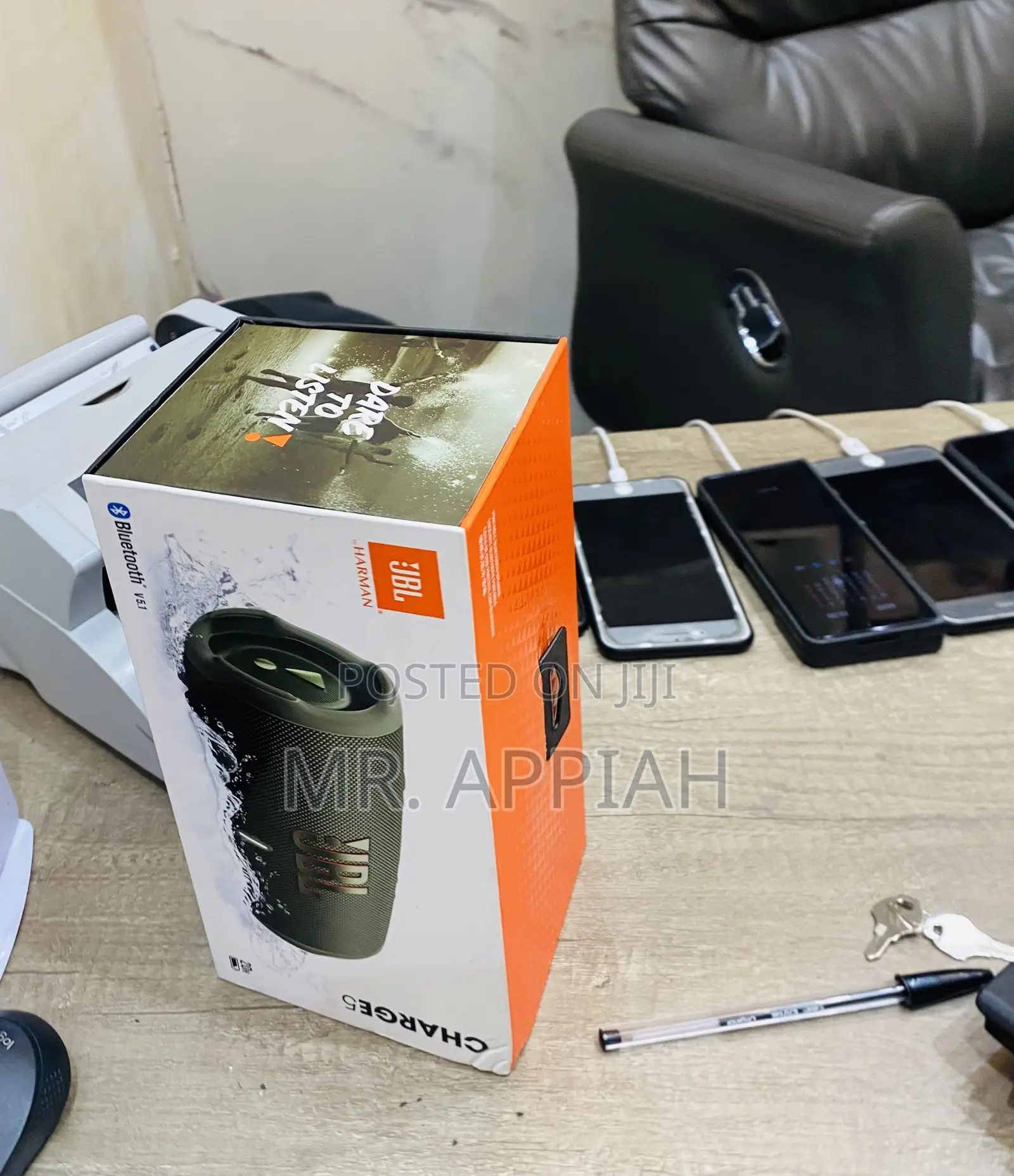 Adorable  JBL Charge 5 Portable Bluetooth Speaker(Green).