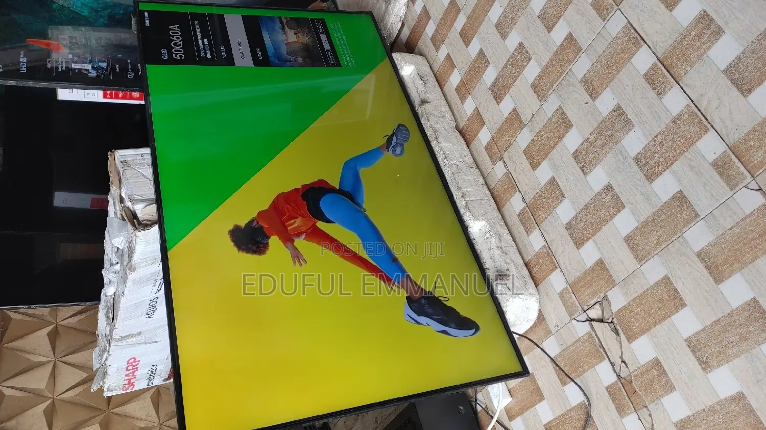 Samsung 50" QLED Q60A UHD HDR Smart Ultra Slim Netflix