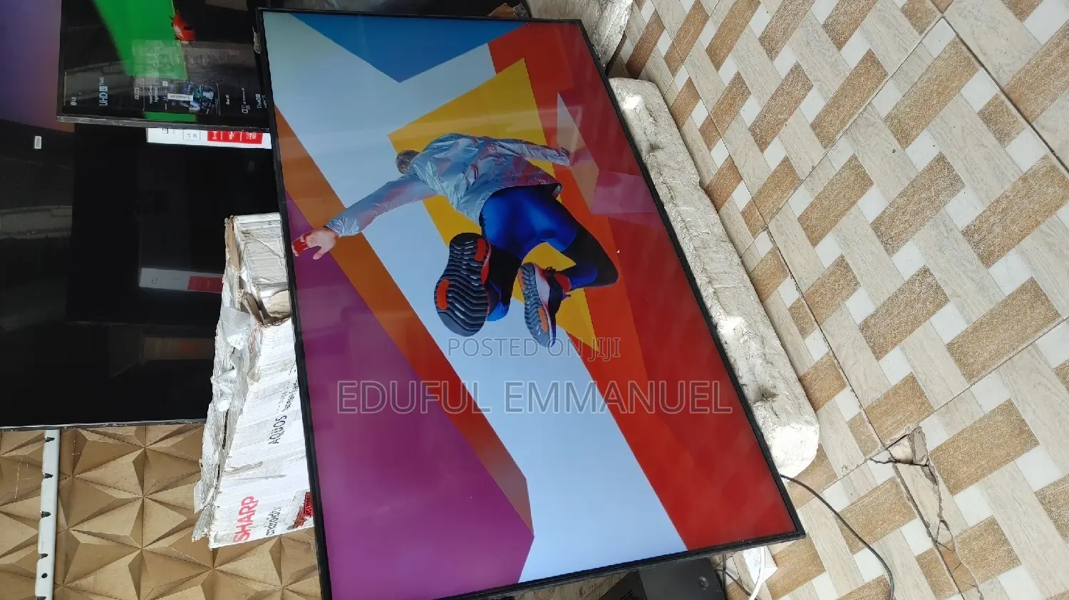 Samsung 50" QLED Q60A UHD HDR Smart Ultra Slim Netflix
