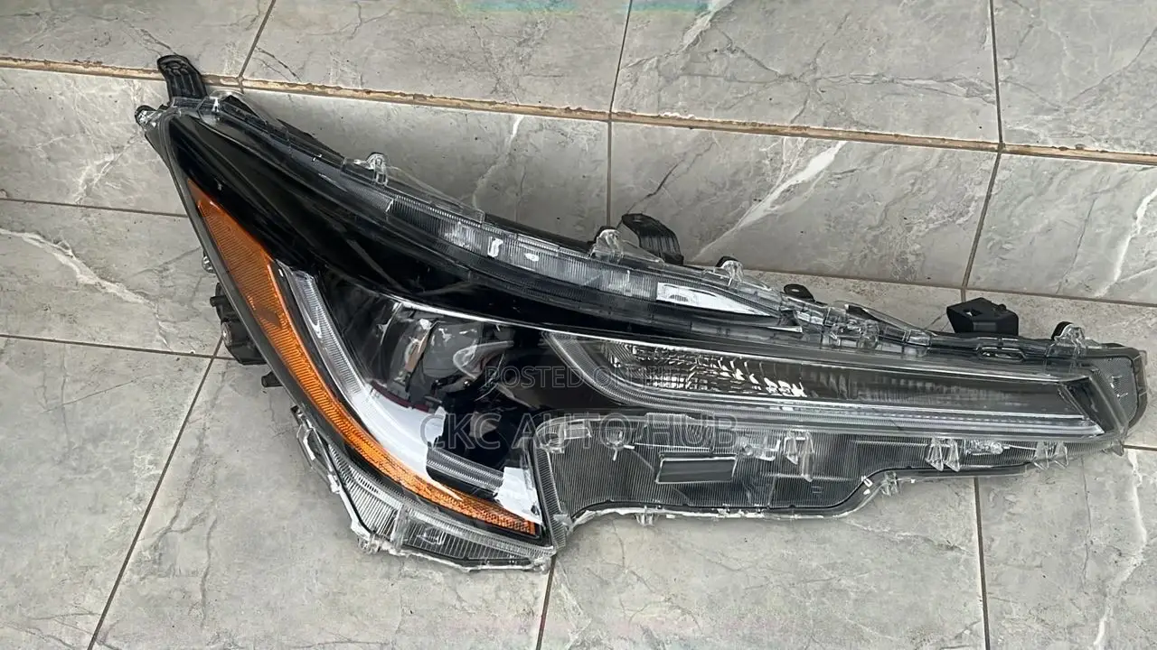 Corolla 2019 2020 Headlight