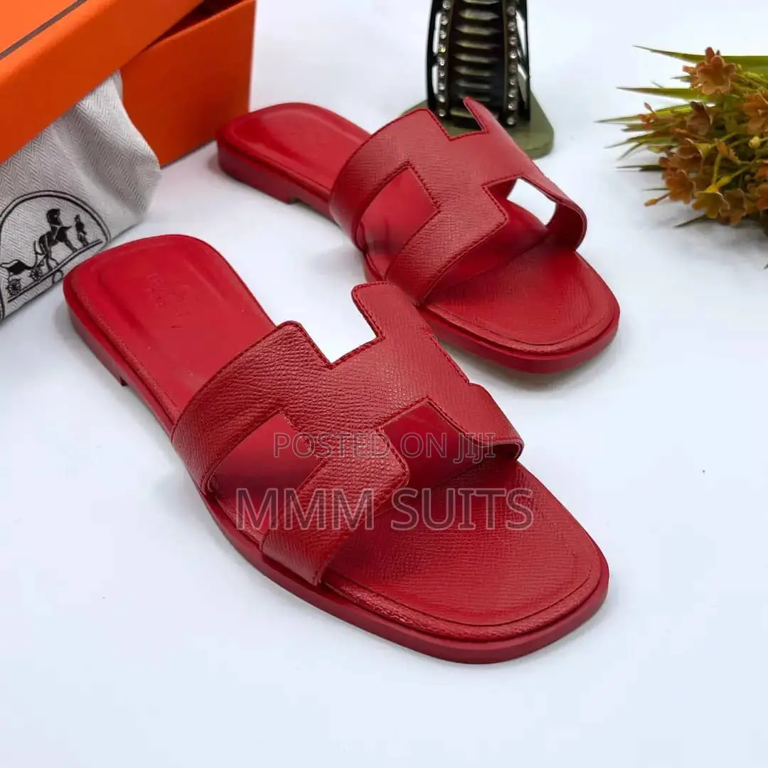 Quality Ladies Hermes Slippers Fresh in Box
