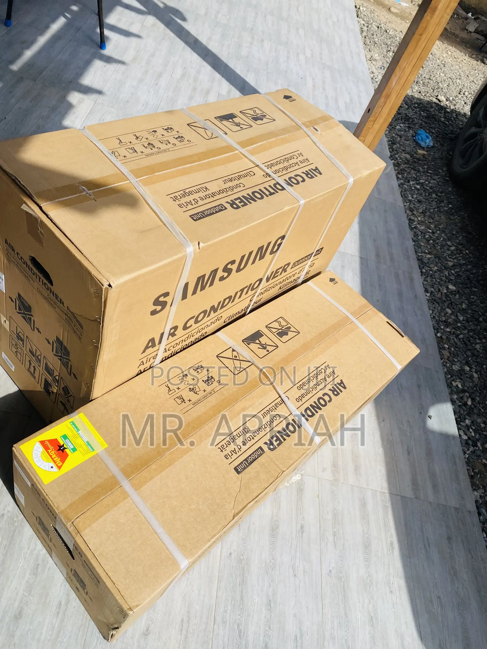 Split Type Samsung 2.5hp Air Conditioner(White).
