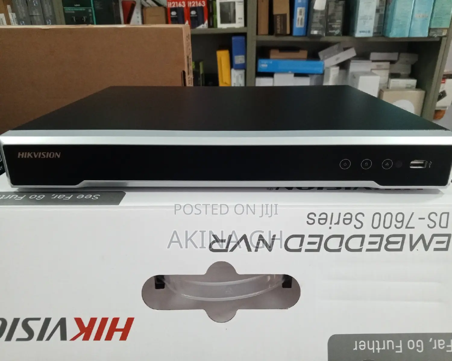 Hikvision 16ch Poe NVR Ds-7616ni-Q2/16p
