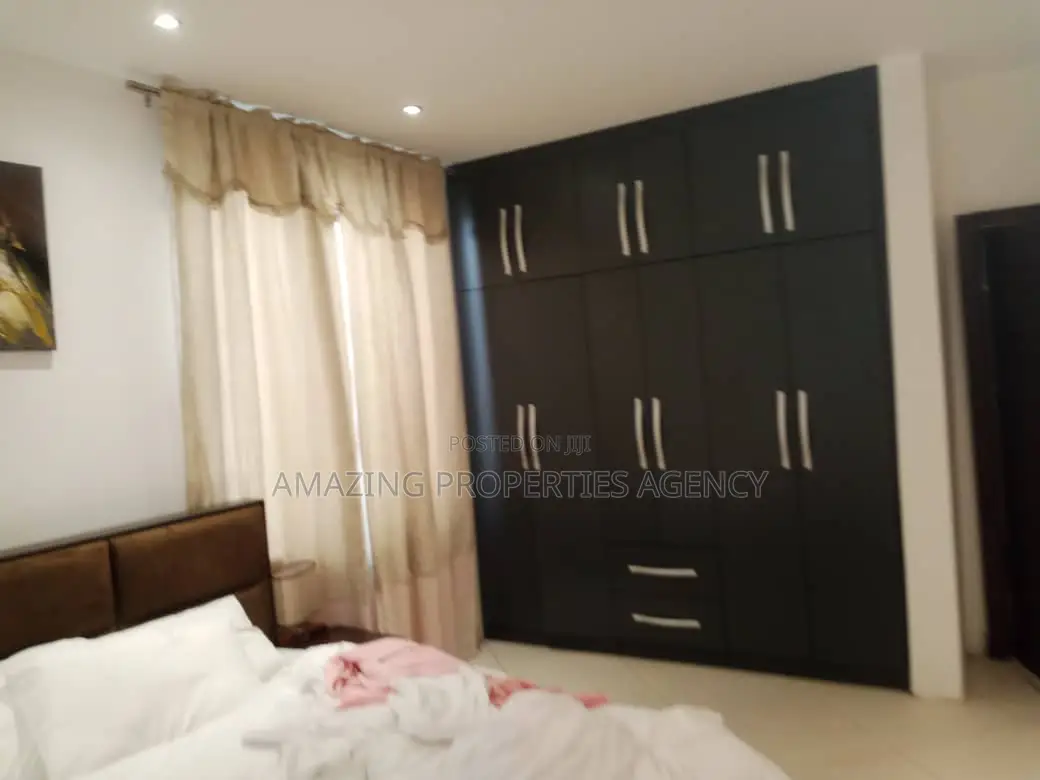 4bdrm House in Adjiriganor for sale