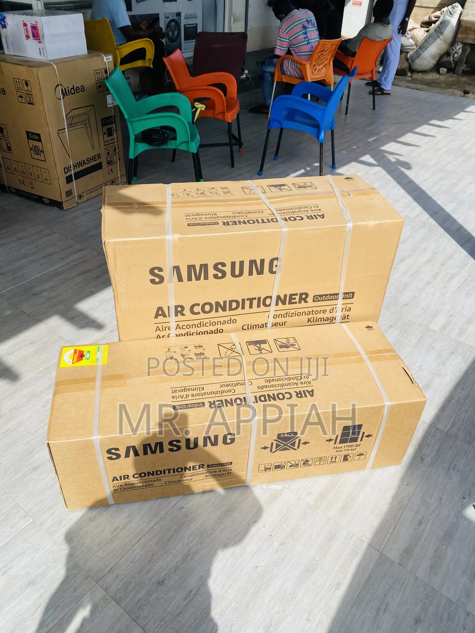 Adorable Samsung 2.5hp R410 Split Air Conditioner(White).
