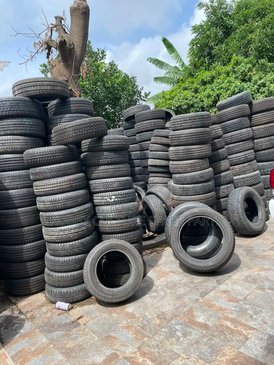 Neat Home Used Tyres First Grade Available