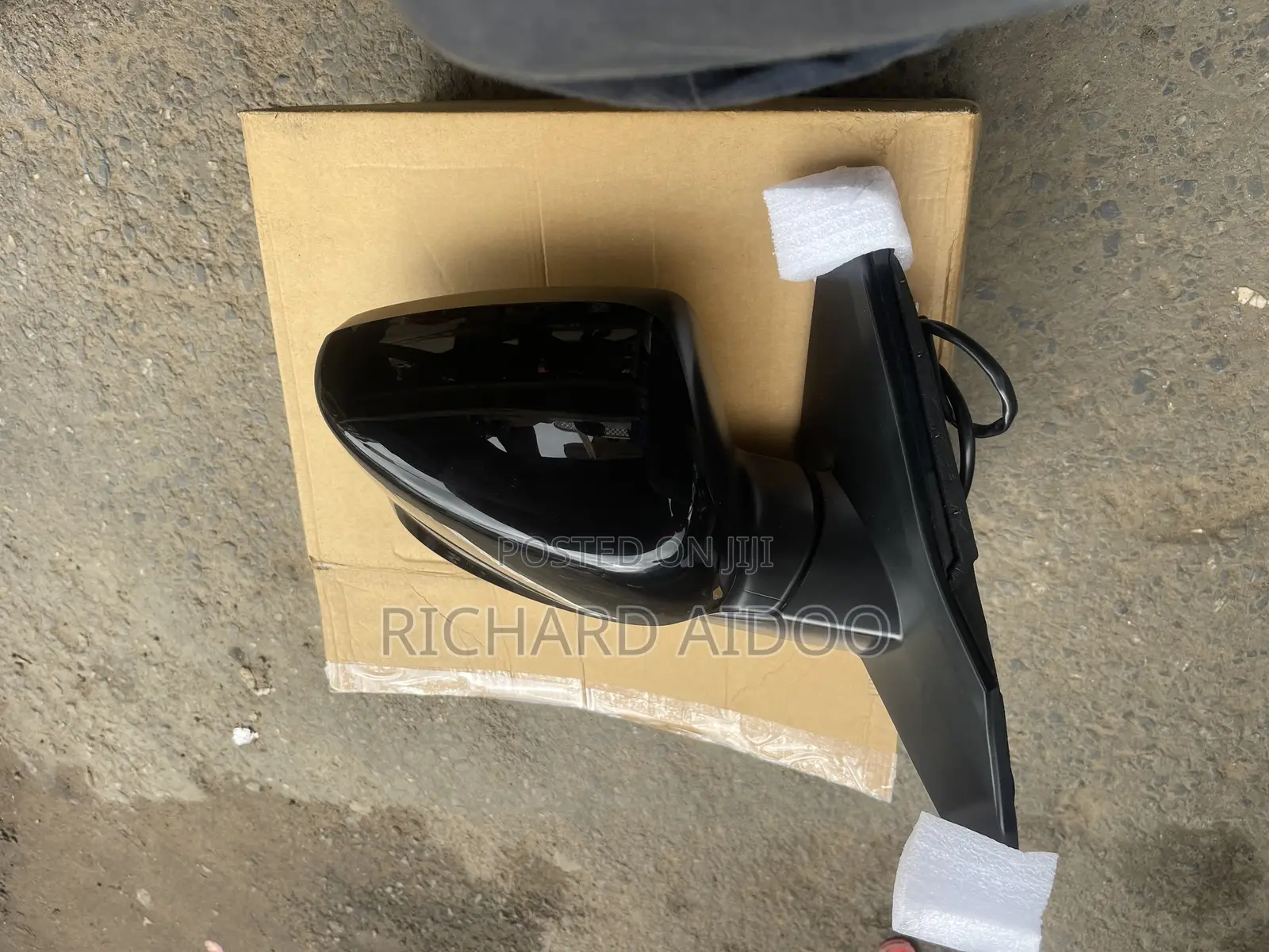 Honda Accord 2014 Driven Mirror Available