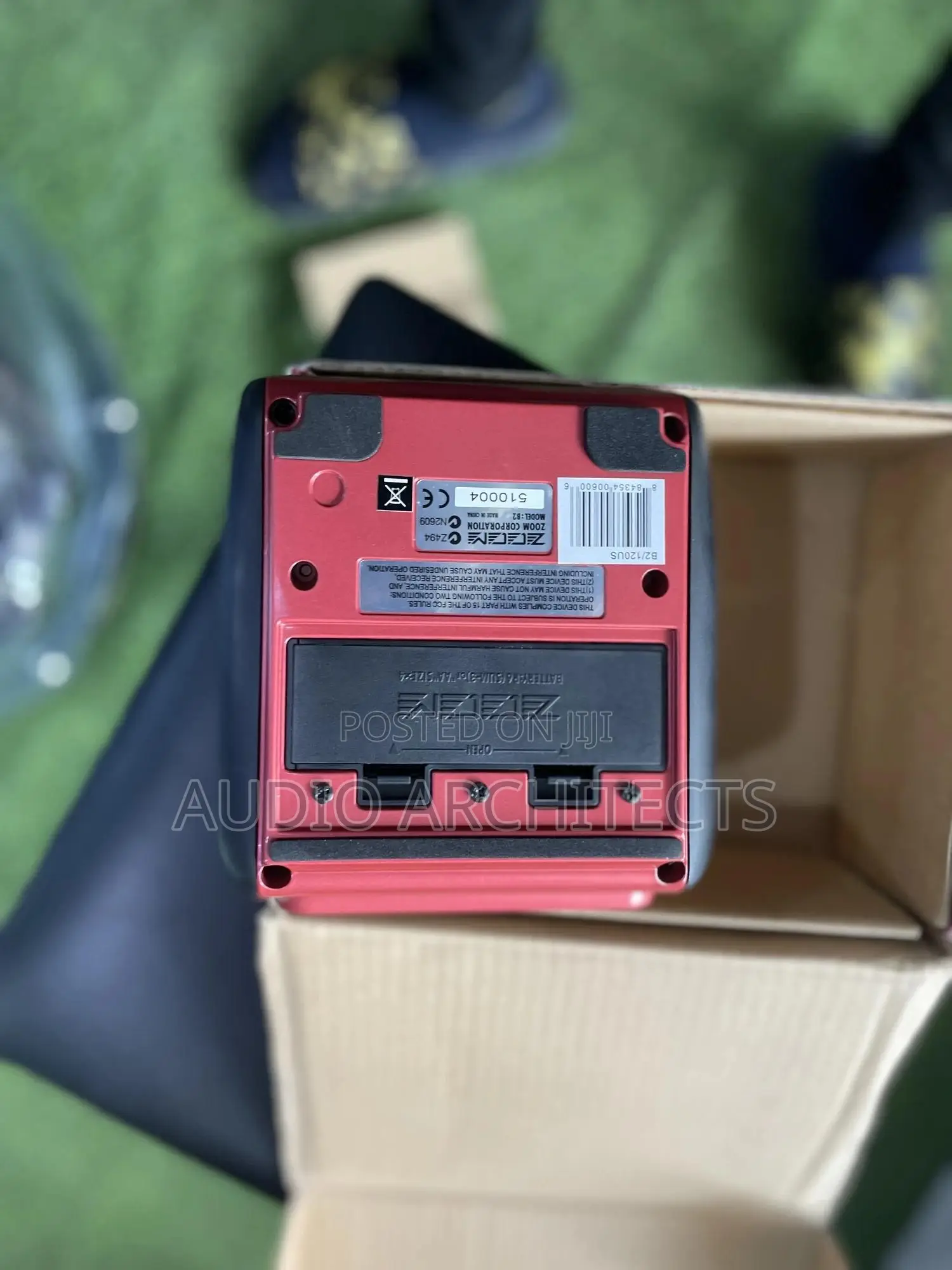 Zoom Bass Effect Pedal B2