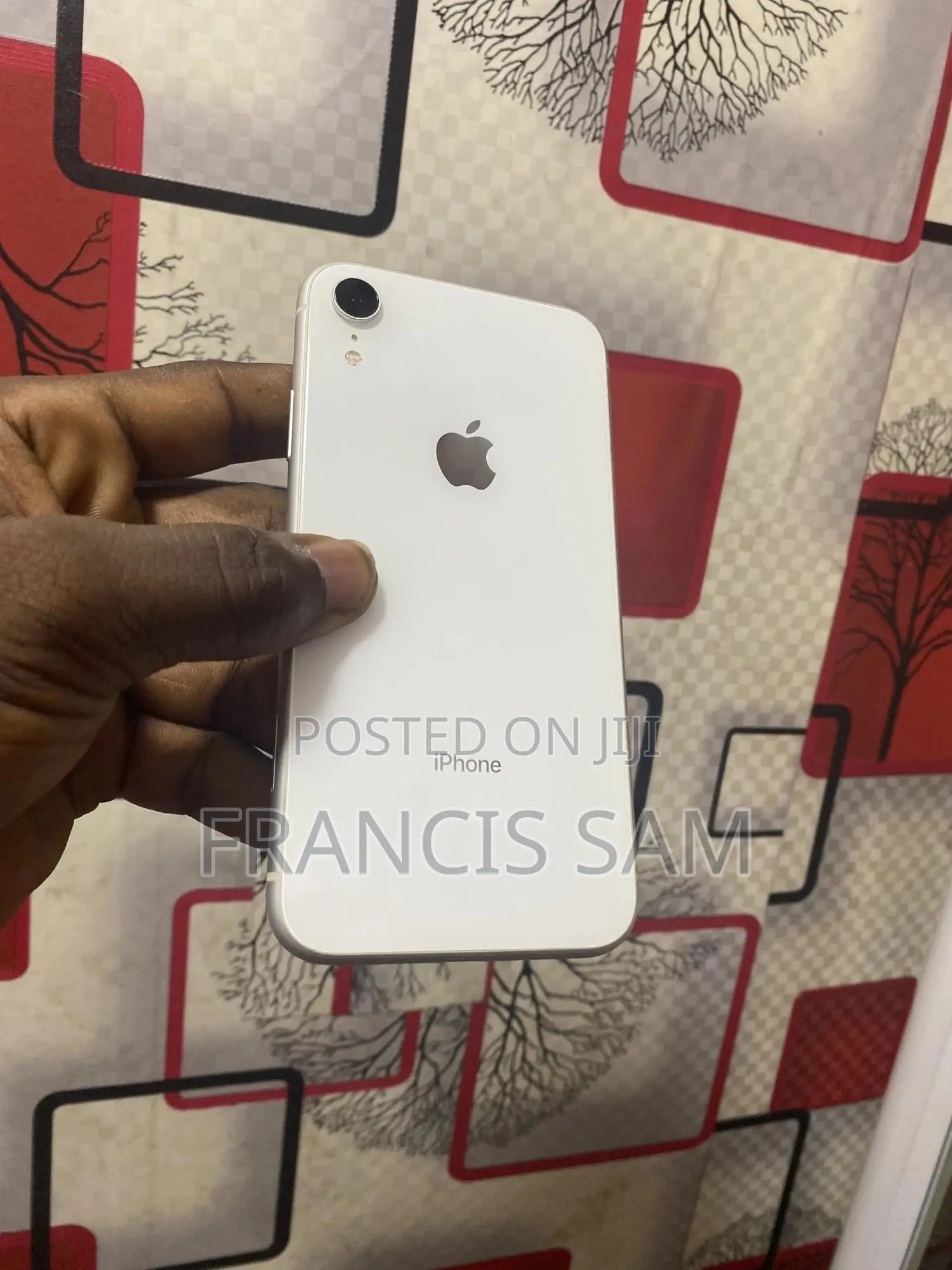 Apple iPhone XR 64 GB White
