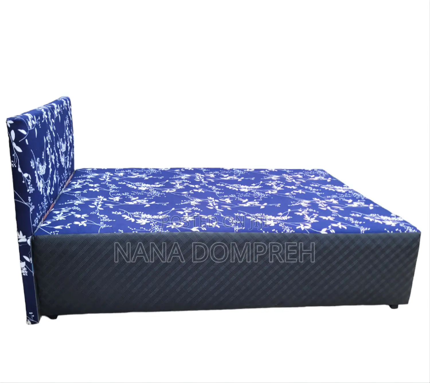 Inbuilt Double Bed