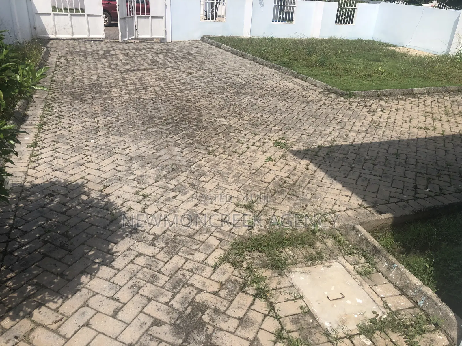 3bdrm Bungalow in Devtraco Estatesc25, Accra Metropolitan for sale