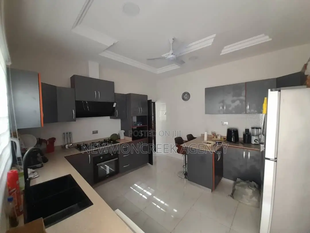 Furnished 3bdrm Bungalow in Lakeside Estates, Accra Metropolitan