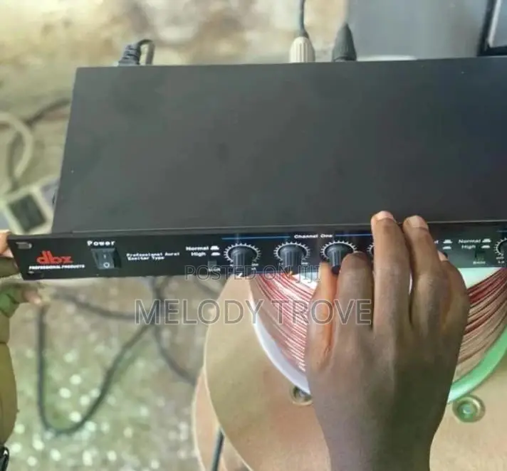 DBX Ex-3000 Audio Professional Exciter