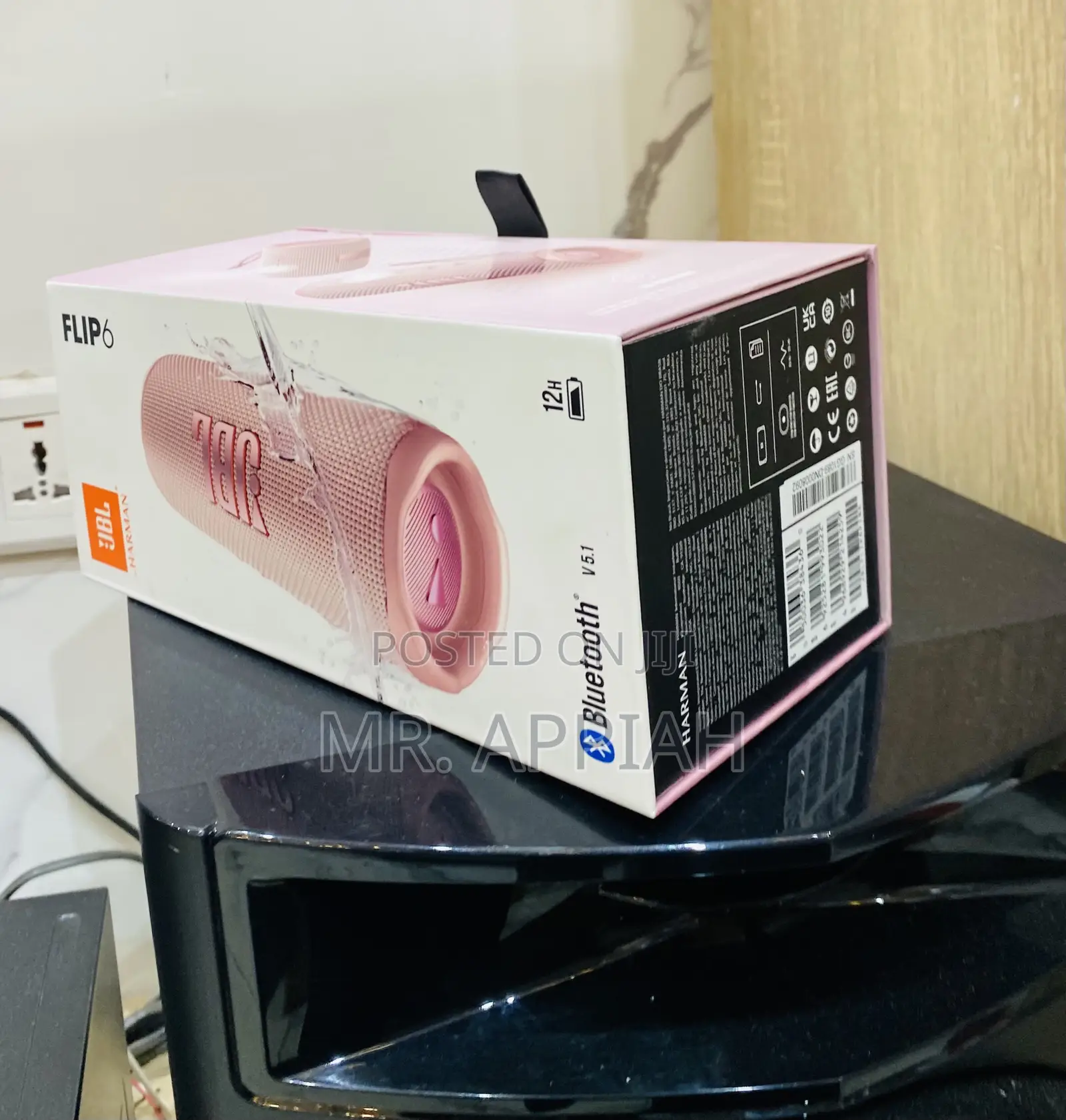 Fabulous JBL Flip 6 Wireless Bluetooth Speaker(Pink).